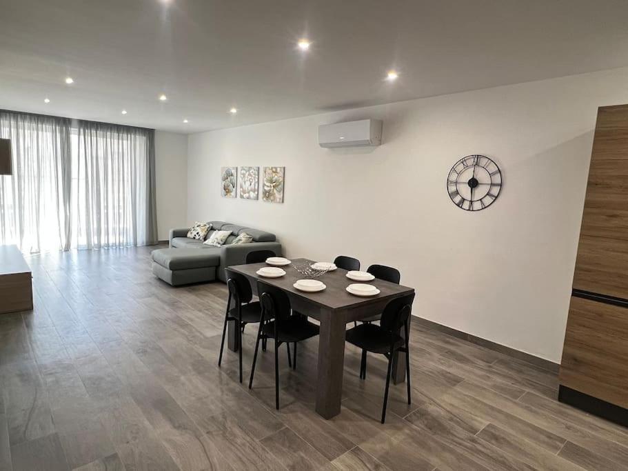 Zejtun 3-Bedroom Modern Apartment Extérieur photo